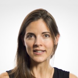 Management course with Kathryn Minshew