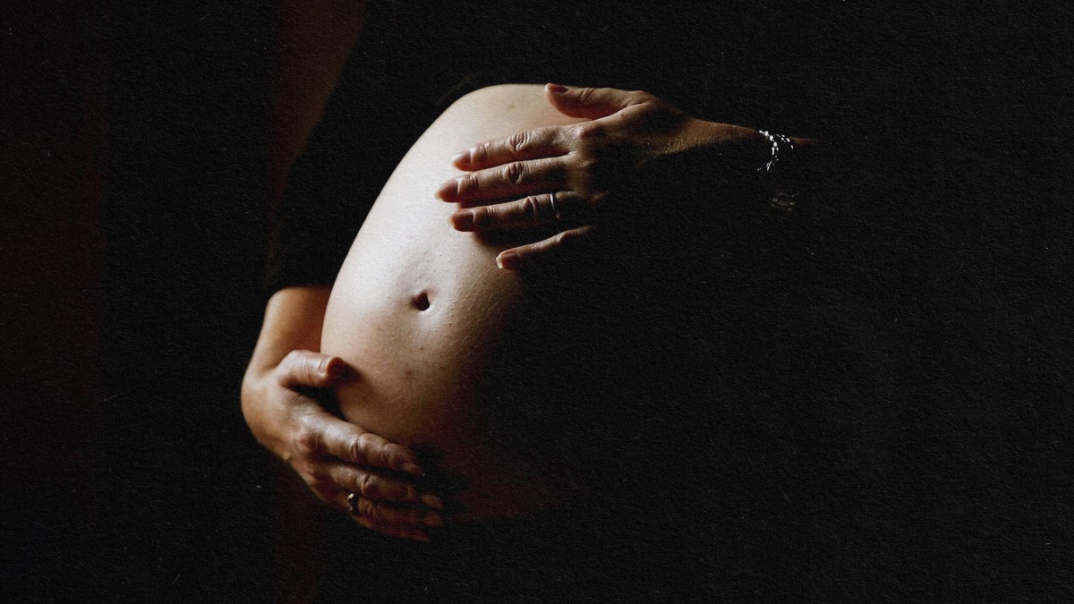 Moody pregnancy shot.