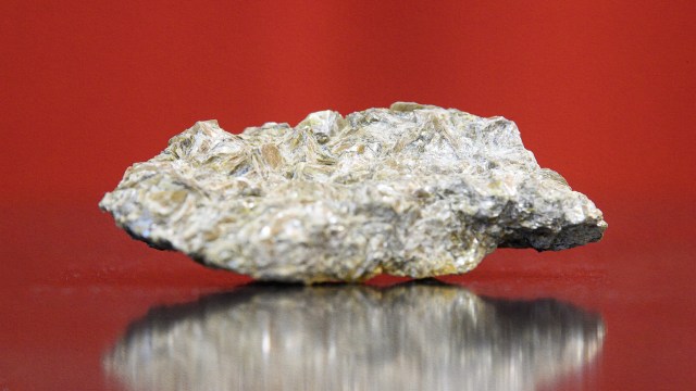 A lithium deposit on a red surface